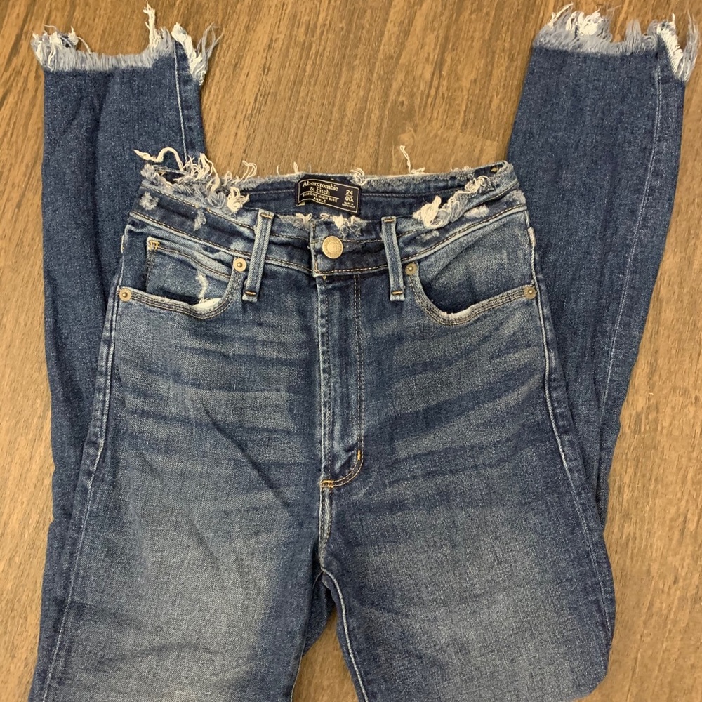 Abercrombie and Fitch Simone High Rise Ankle Jean
